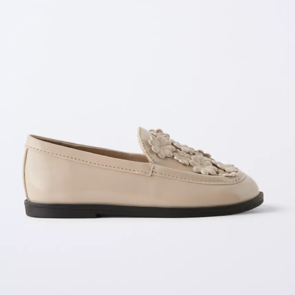 Zara girls floral loafers  size 10.5